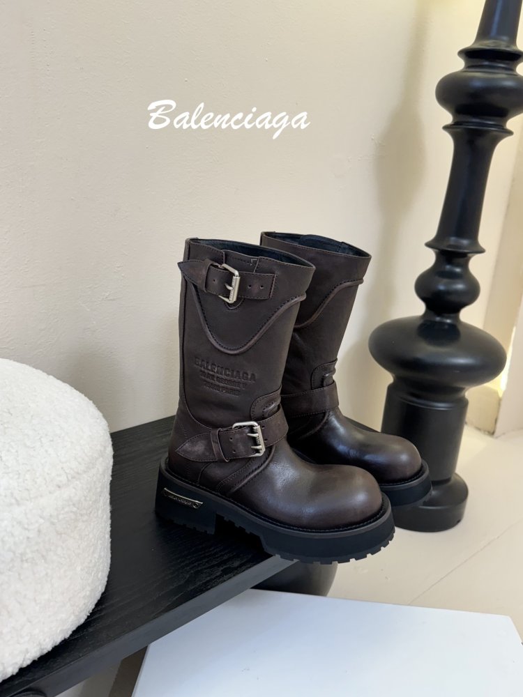 Чоботи жіночі фото 2