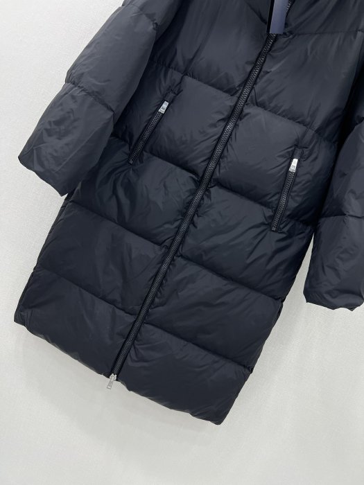 Down jacket фото 3