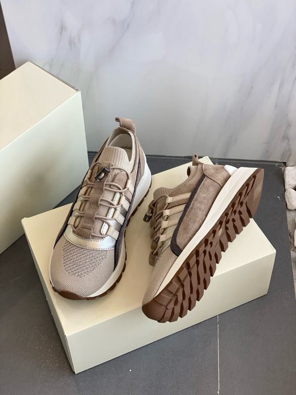 Кроссовки фото 8