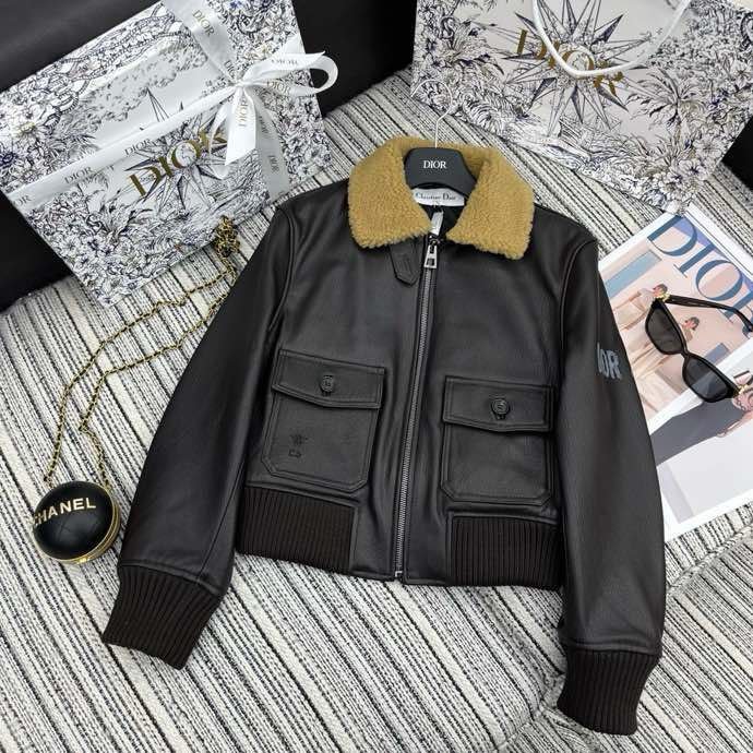 Jacket leather women's