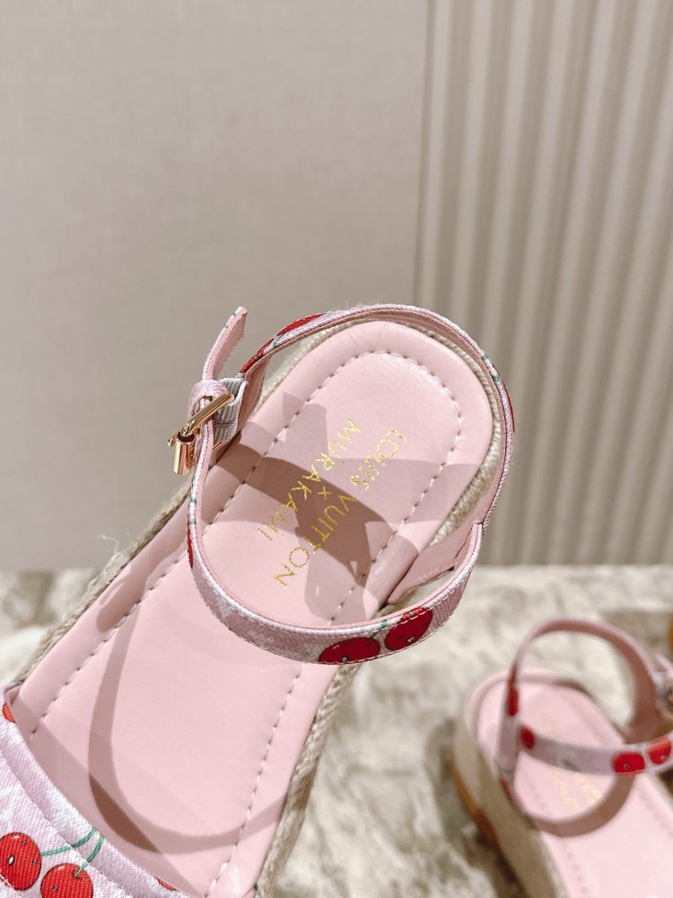 Сандалии женские фото 4