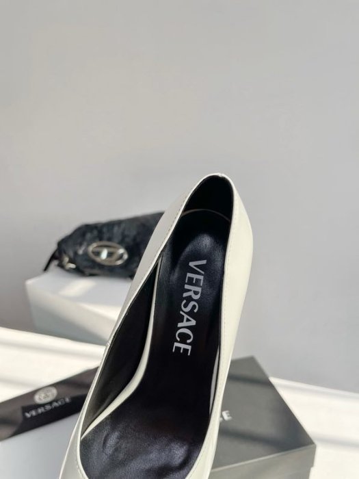 Shoes women's фото 2