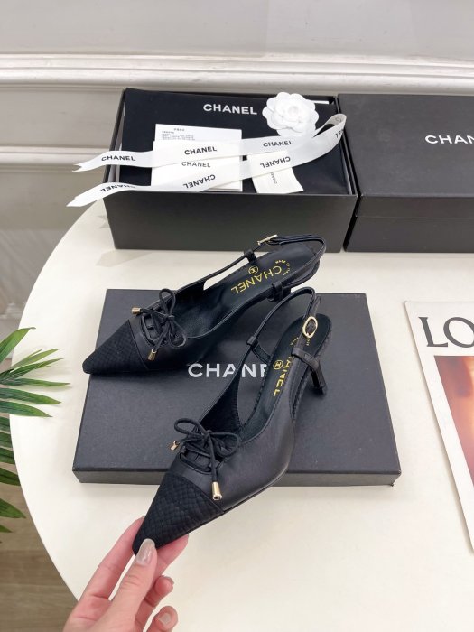 Босоножки фото 3