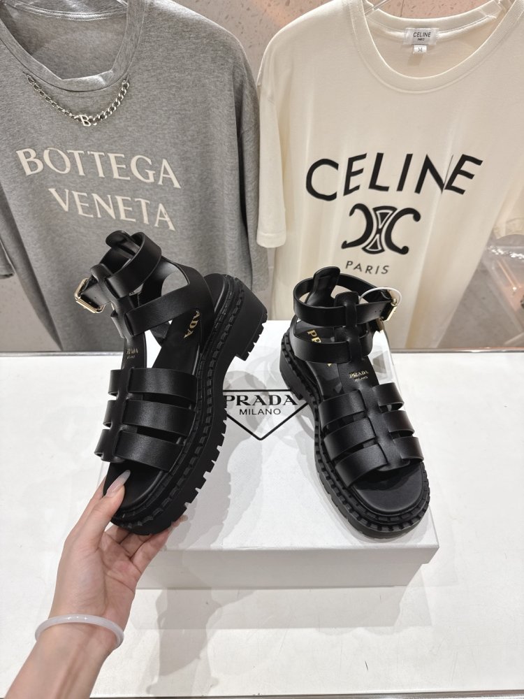 Сандалии женские фото 3