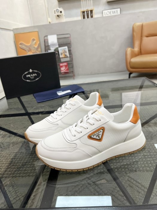 Кроссовки мужские