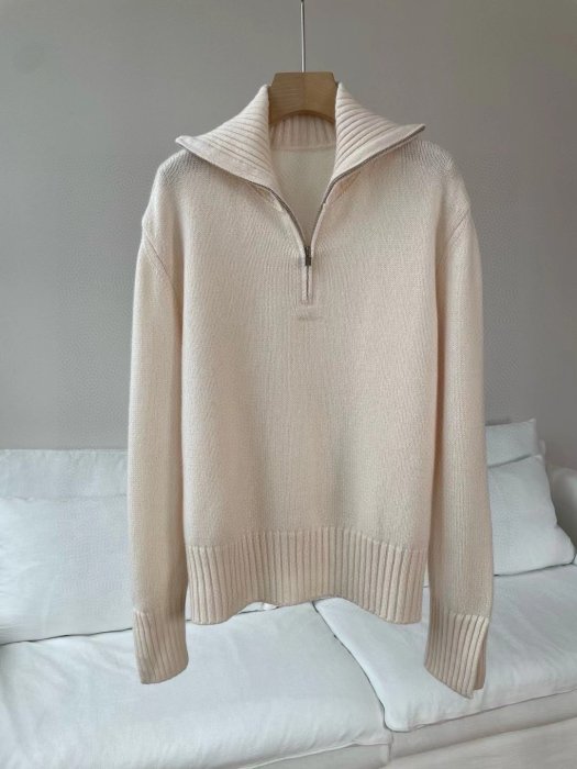 Cashmere pullover