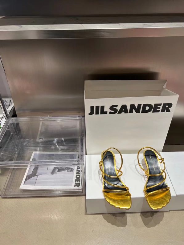Fashionable sandals Proenza Schouler gold