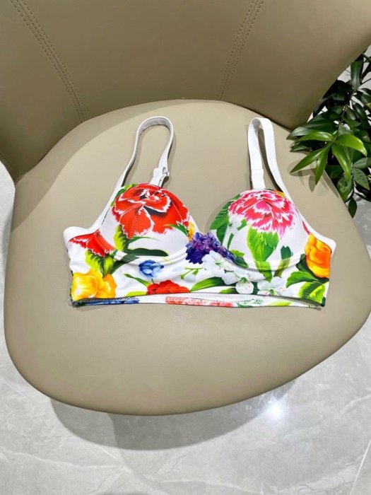 Swimsuit фото 7