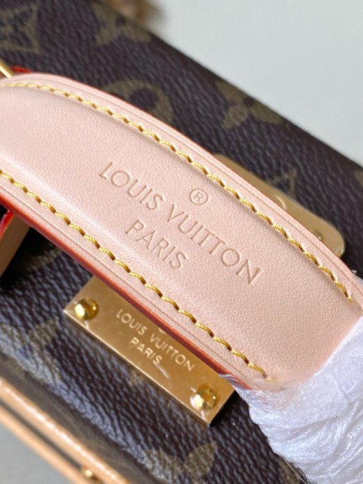 Сумка Handle Trunk 24 см фото 9