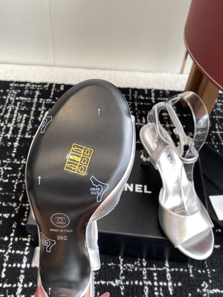 Босоножки фото 9