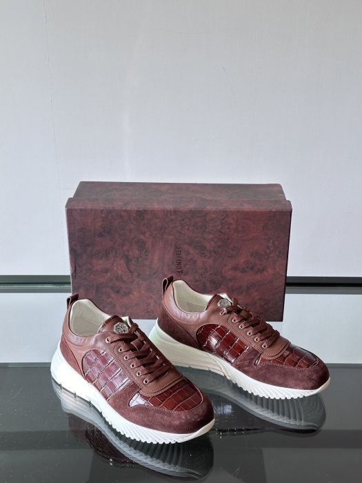 Кроссовки фото 5