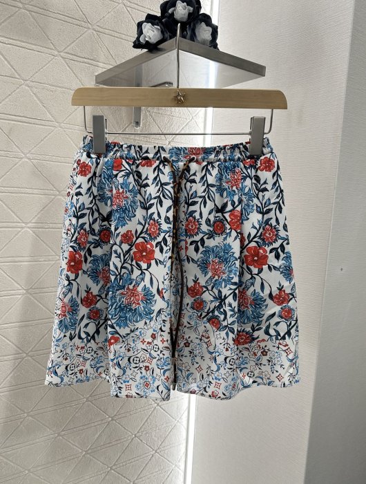 Шорти жіночі