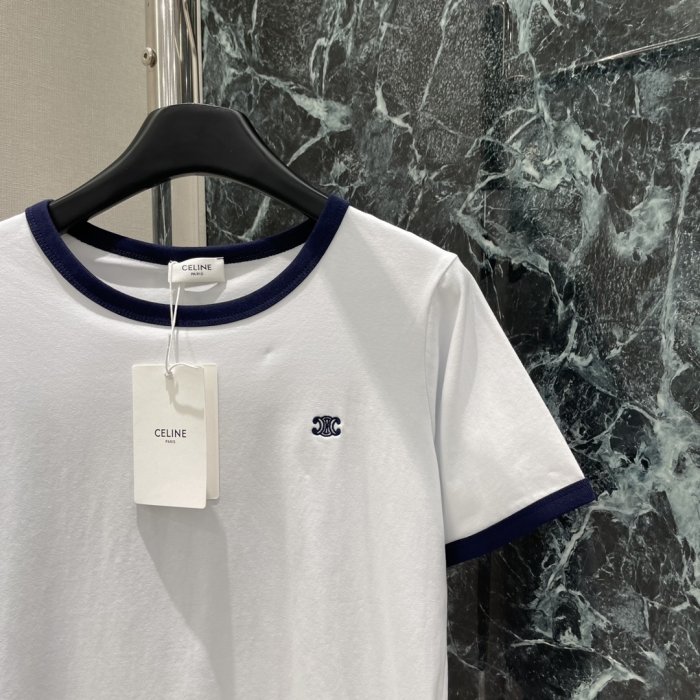 T-shirt women's фото 3