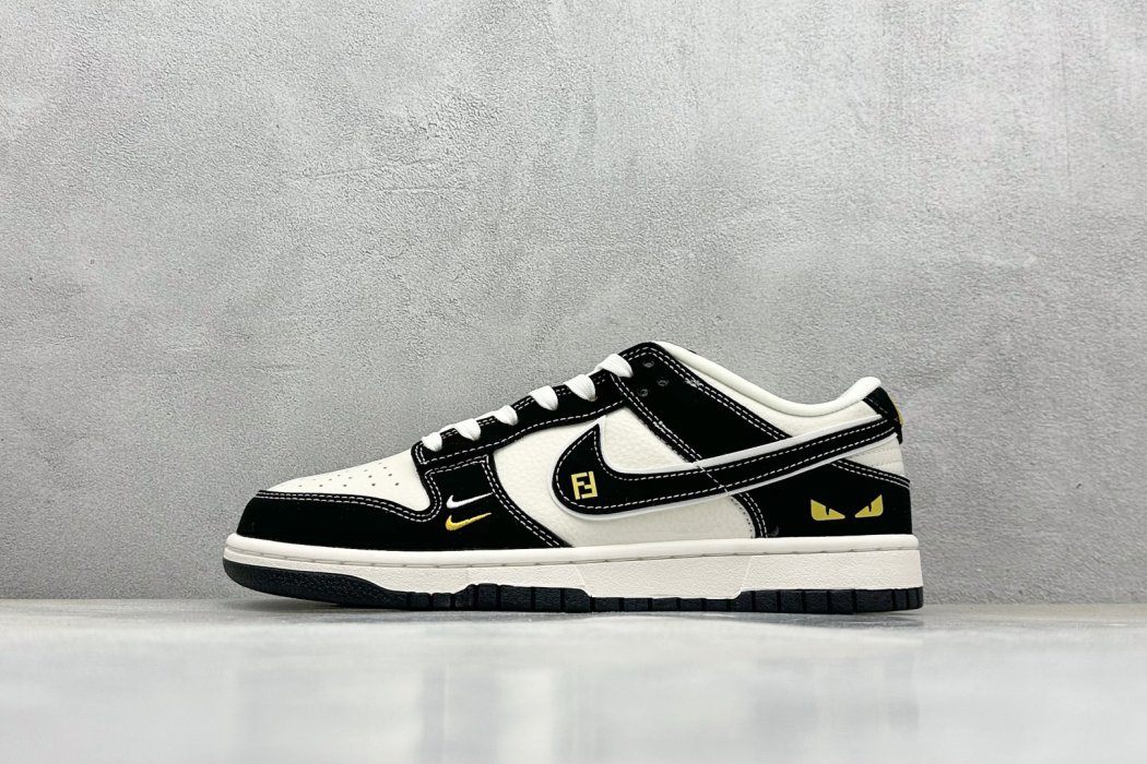Кроссовки Nike SB Dunk Low