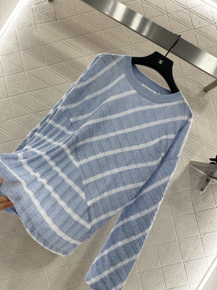 Кофта жіноча фото 6