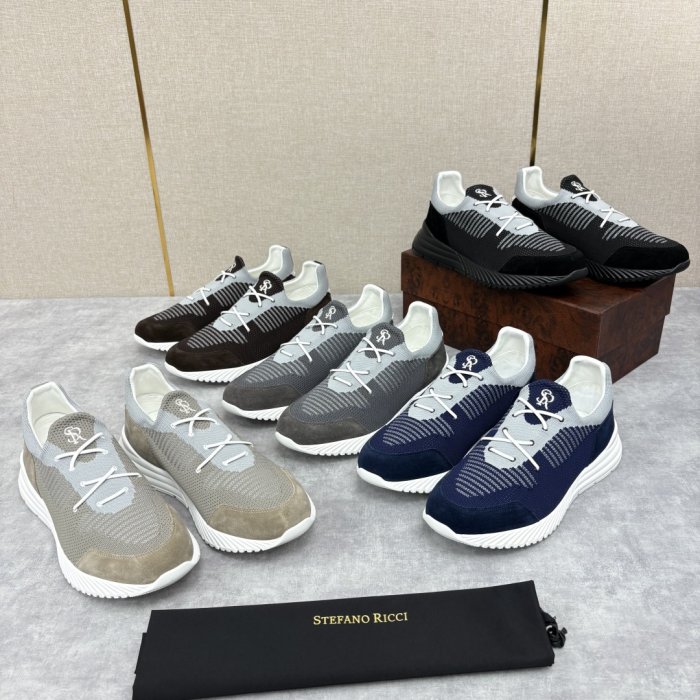 Кросівки фото 7