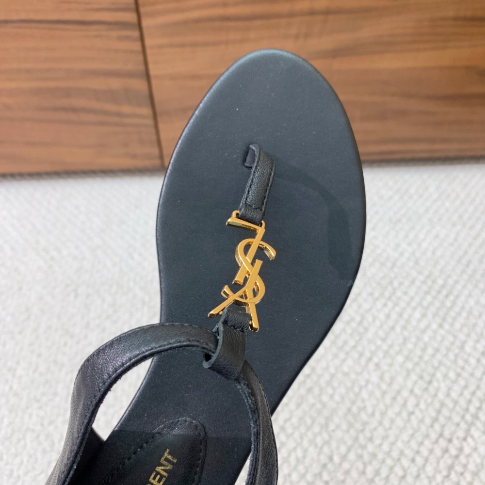 Сандалии женские фото 6