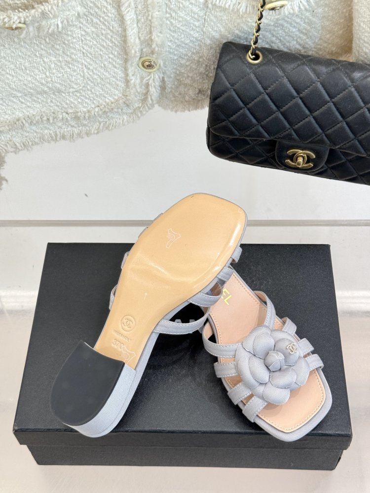 Босоніжки фото 9