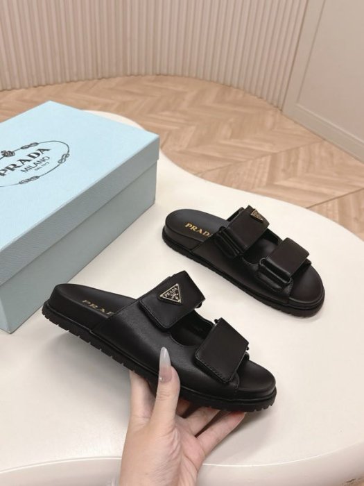 Шлепанцы женские фото 3