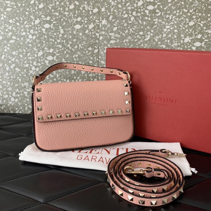 Сумка женская Valentino Garavani Rockstud 19 см фото 5