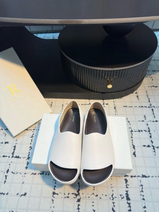 Туфли женские