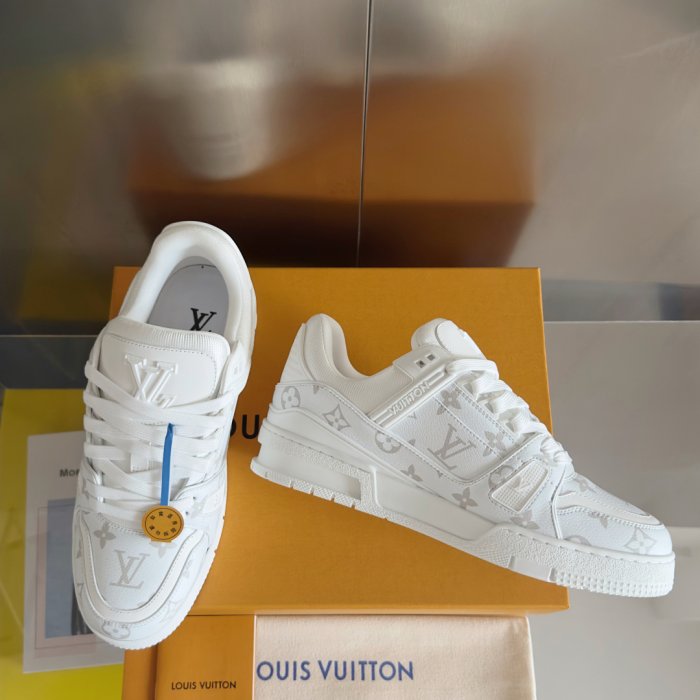 Кроссовки женские LV Trainer фото 3