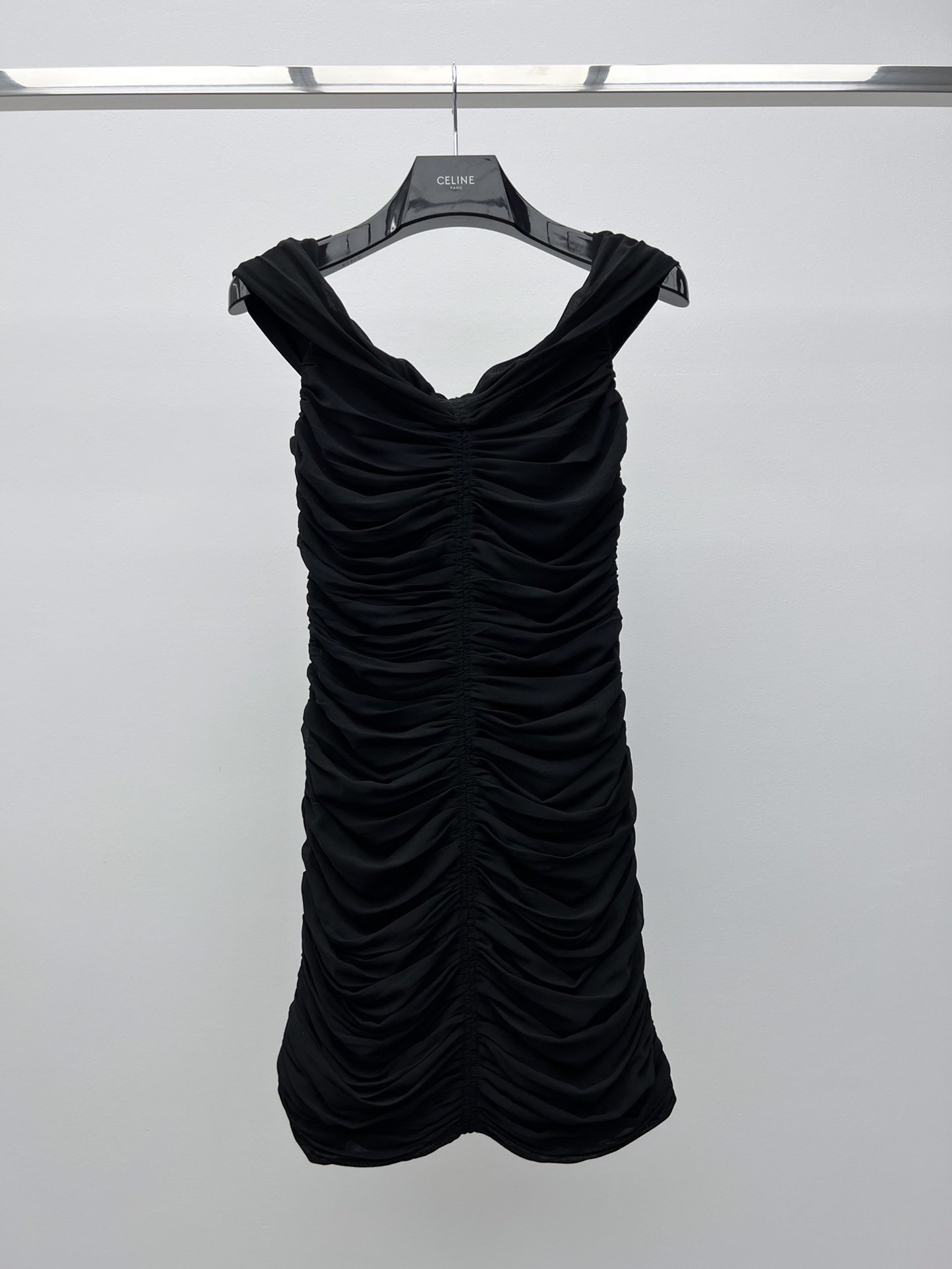 Платье мини черное (шелк 100%)