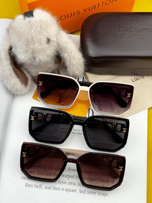 Очки солнцезащитные L8130 фото 7