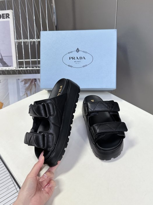 Шлепанцы фото 4