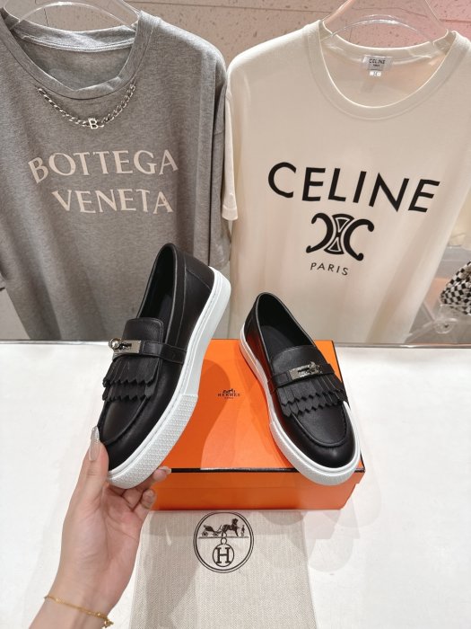 Лоферы женские фото 4