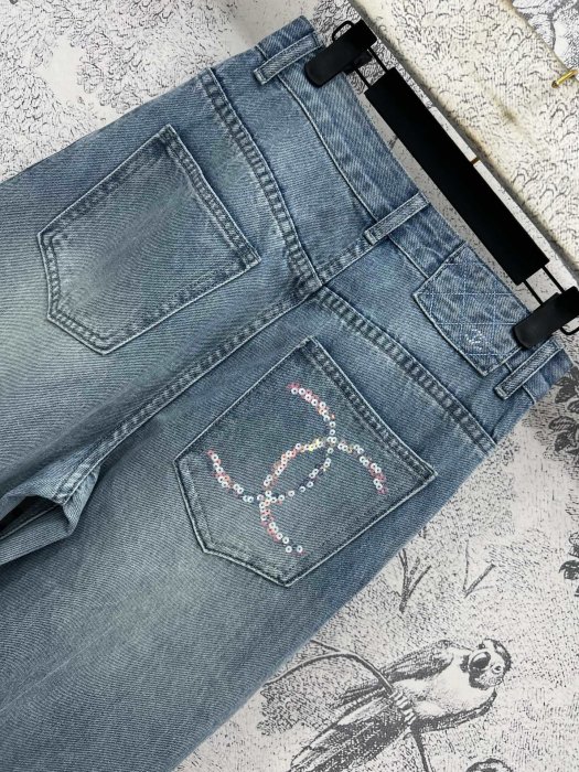 Джинсы женские фото 8