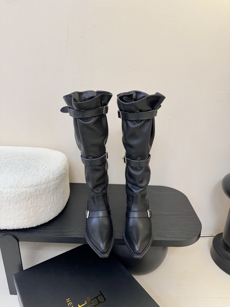 Сапоги женские