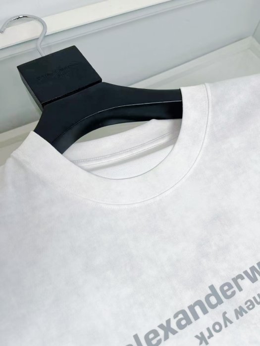 T-shirt men's фото 4