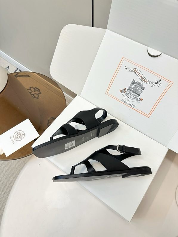 Сандалии кожаные женские фото 9