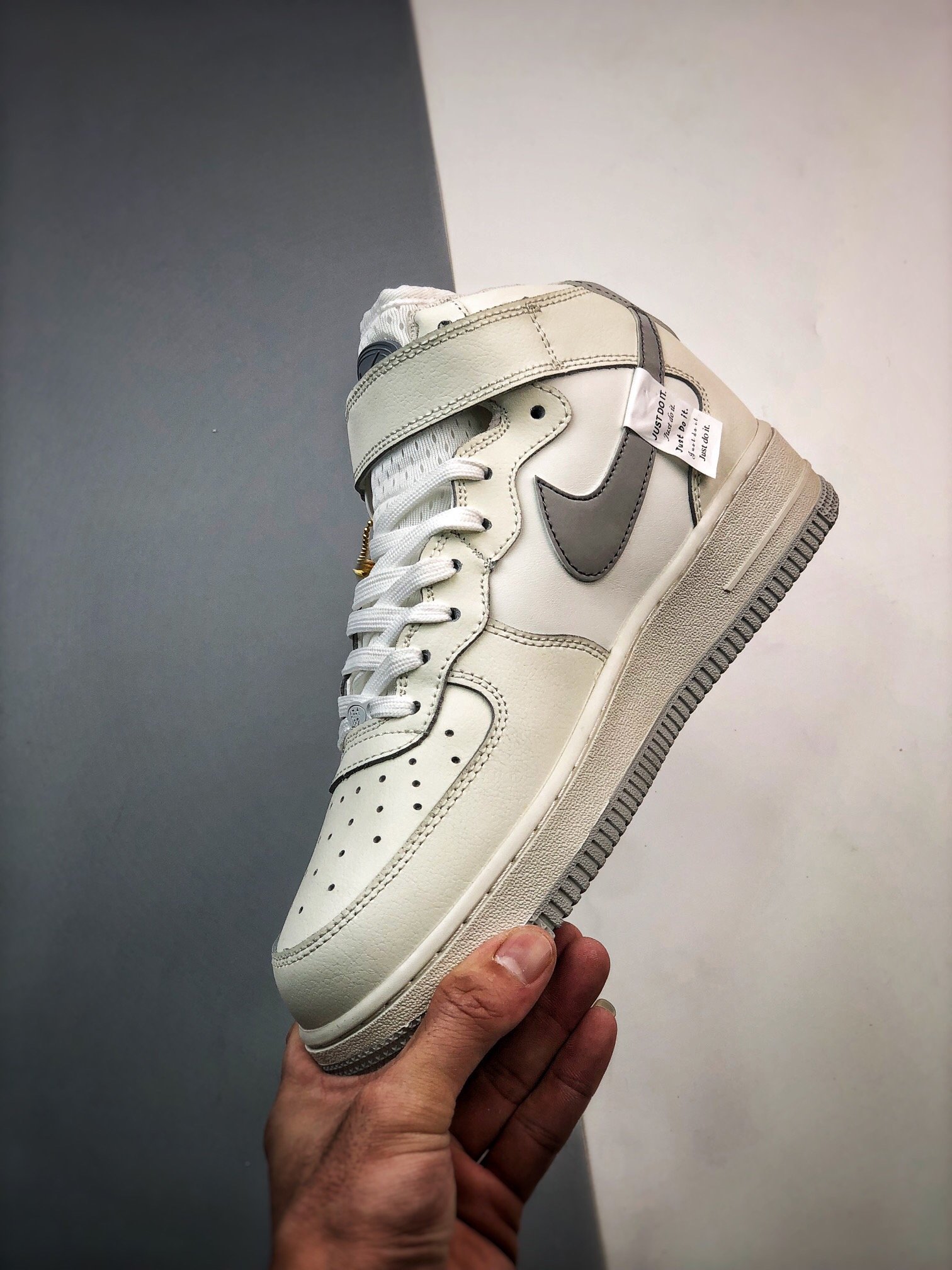 Кросівки Air Force 1 Mid FB1869-011 фото 6