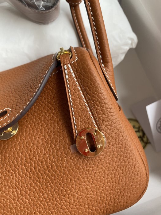 A bag women's Mini Lindy 19 cm фото 3