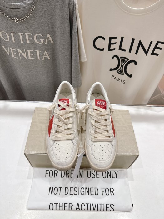 Кроссовки Golden Goose