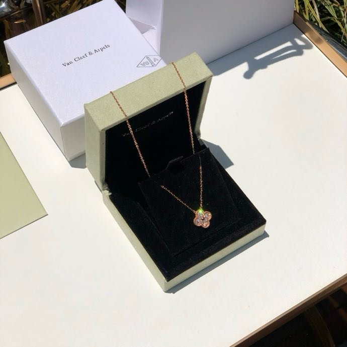 Necklace, pink gold 18 carat фото 5