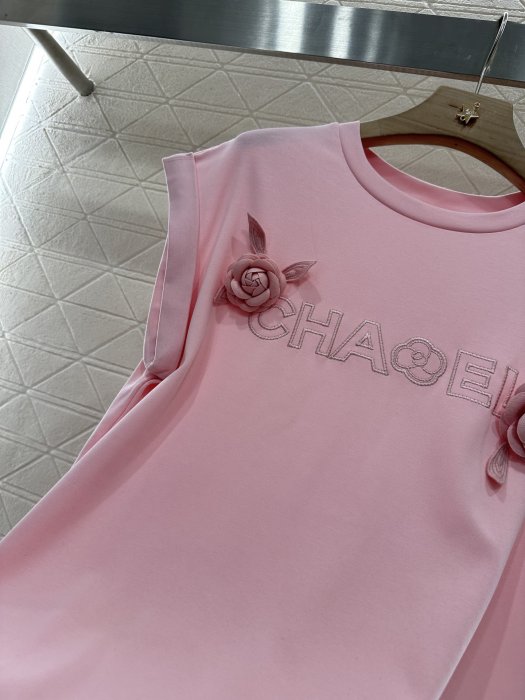 T-shirt women's фото 6