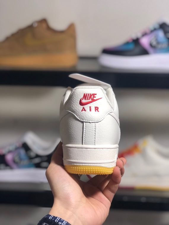 Кроссовки  Air Force 1 07 Low Yellow Red Limited фото 5