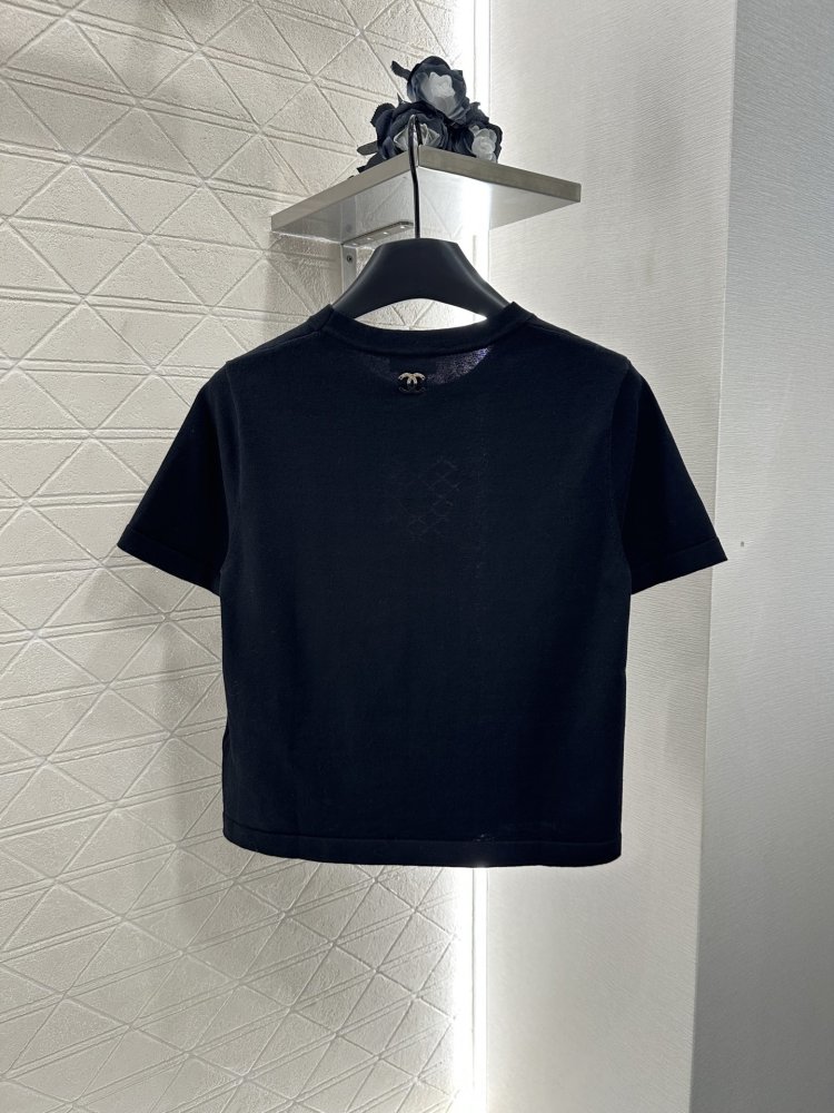 T-shirt women's фото 2