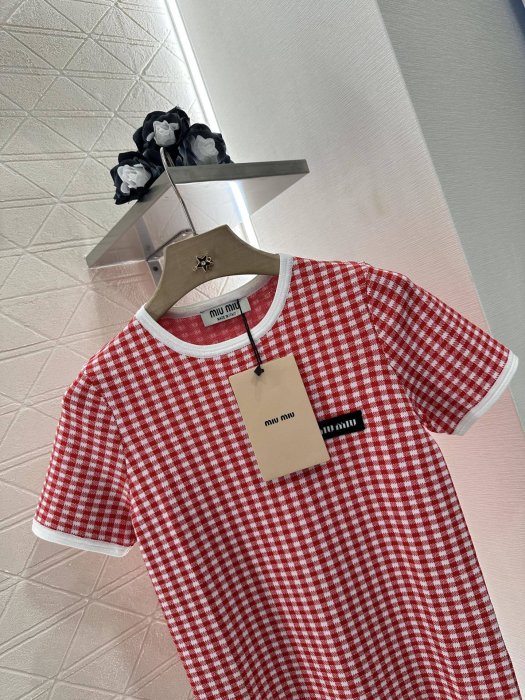 Футболка женская фото 3