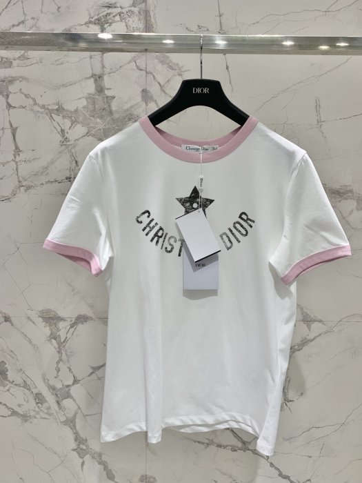 Футболка женская