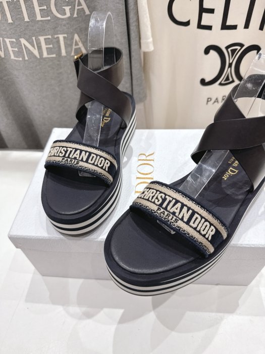 Sandals women's фото 6