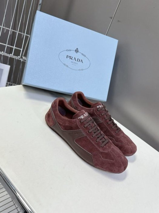 Кроссовки фото 5