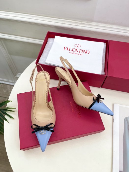 Босоножки фото 4