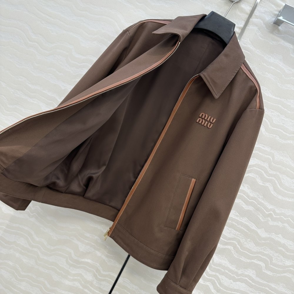 Куртка шкіряна жіноча