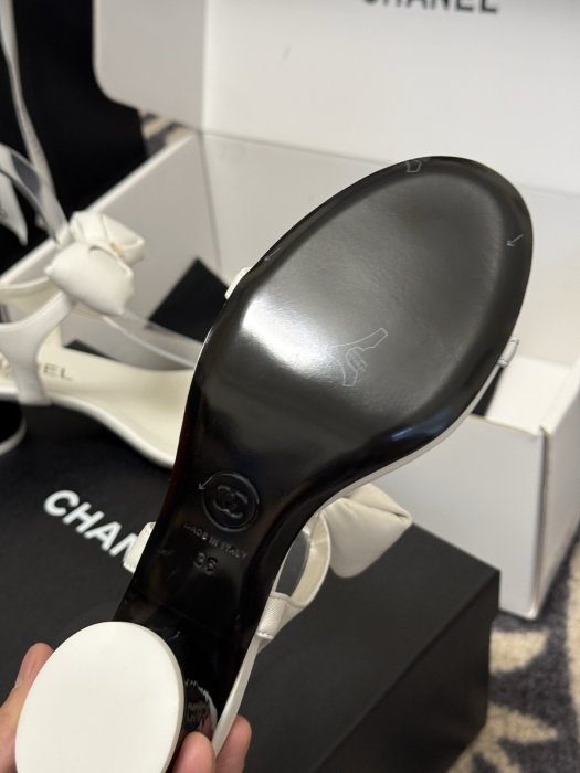 Босоножки фото 6