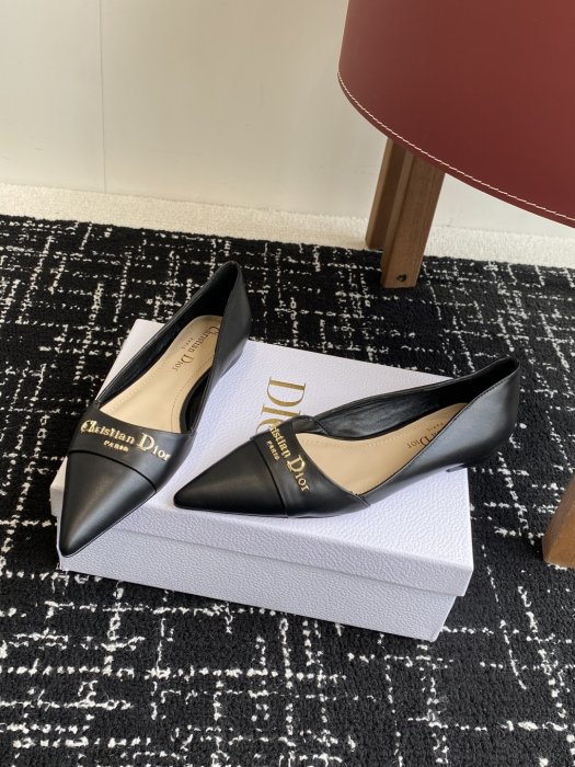 Туфли женские фото 3