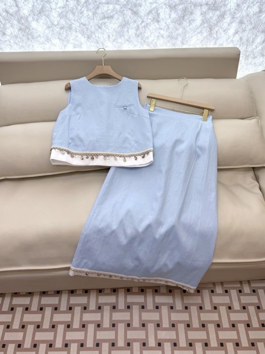 Costume female фото 3